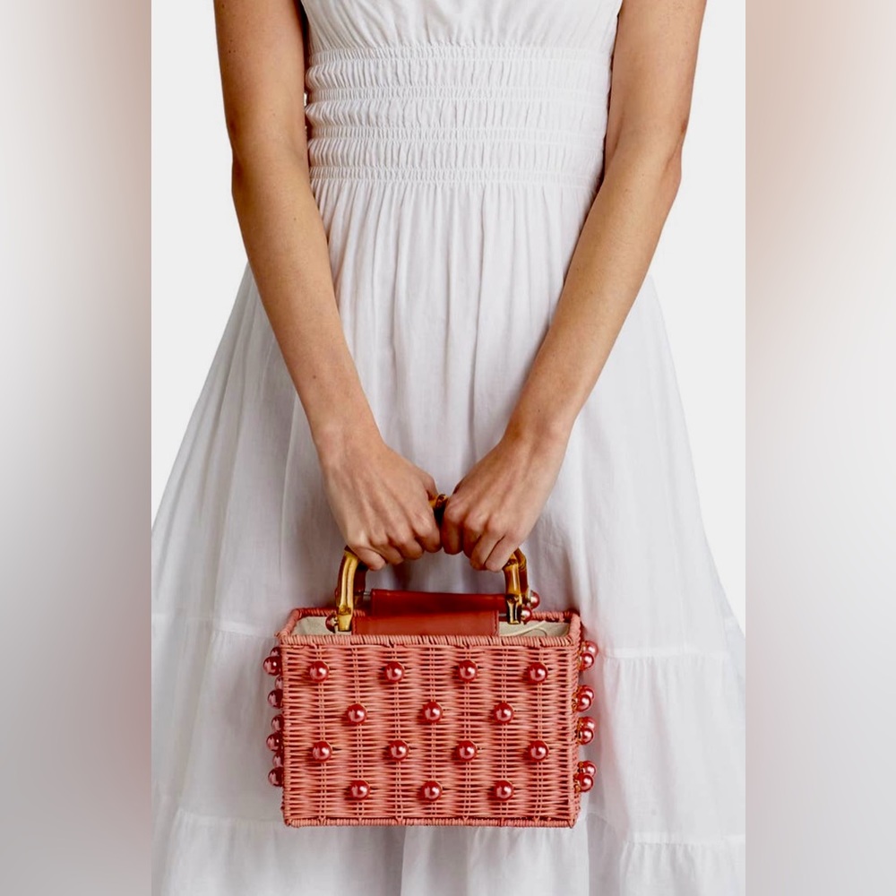 BNWT Chloe BTB Pink/Mauve Pearl straw bag adorned with beautiful pink pearls